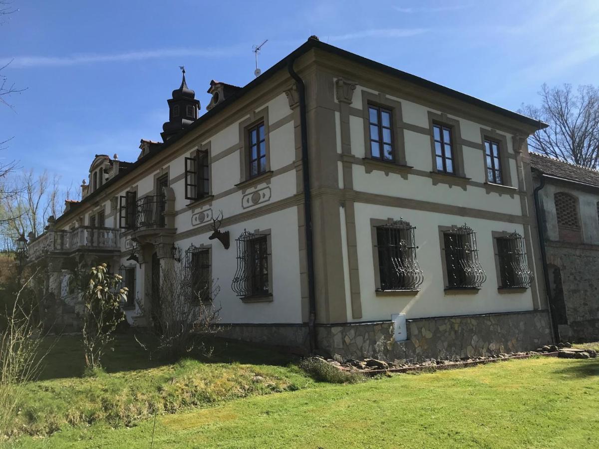 Zamecek Zdiky - Knizeci Apartman Bujanov Exterior photo